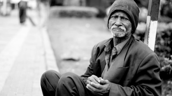 Desigualdade social impacta o envelhecimento