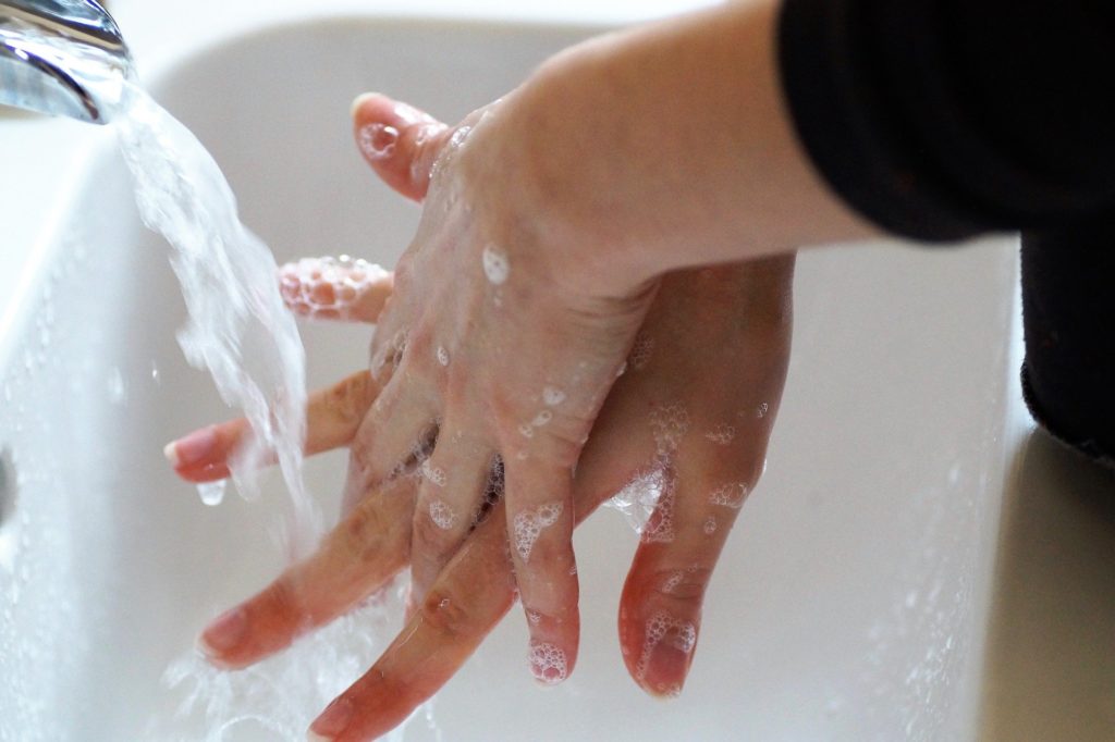 Lavar mãos saúde bucal