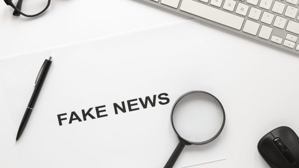 Oficina Desinformação e Fake News - Longevida