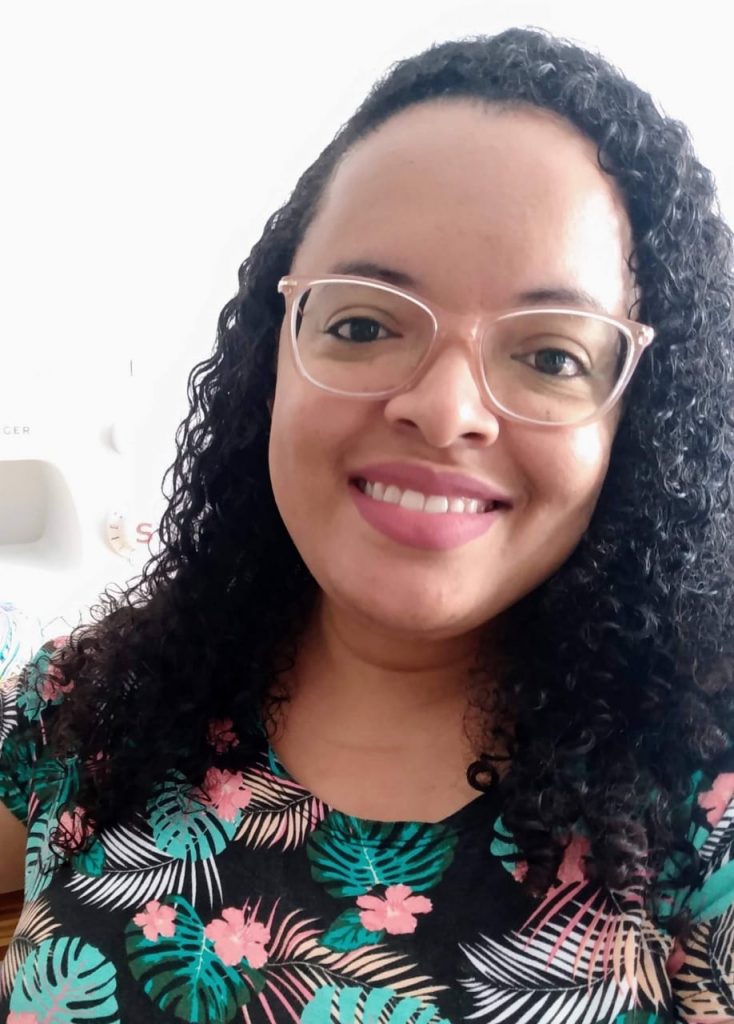 Caroline Gisele de Oliveira - fake news e covid