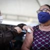 Vacinação evitou morte de pessoas idosas - Imagem Prefeitura de Recife